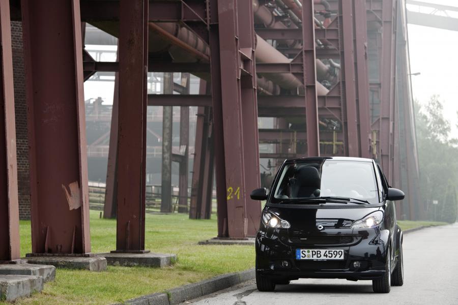  Smart ForTwo Cabrio by Brabus 2010 года  (фото 7 из 20)